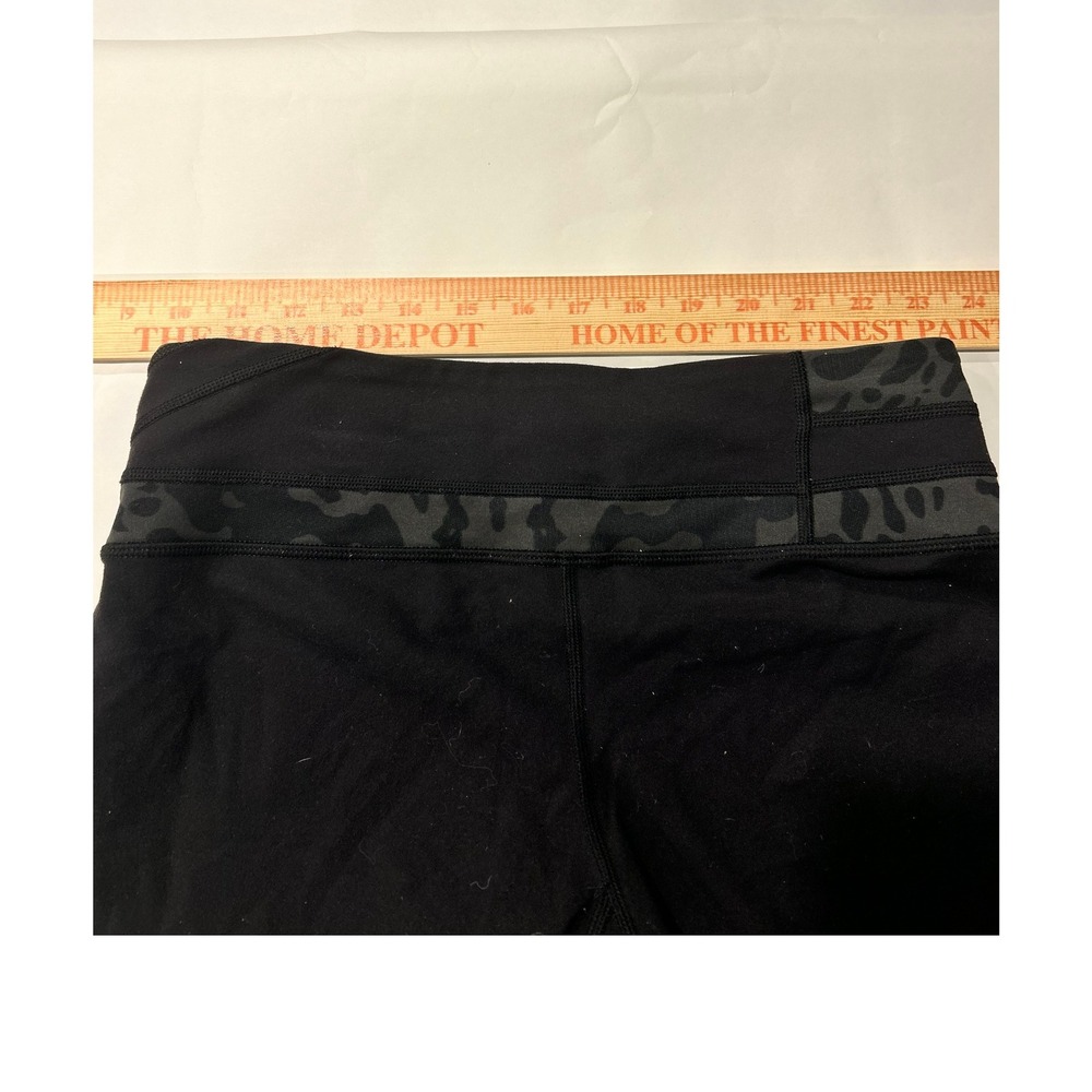 Lululemon Athletica Shorts Athletic Running Activewear Black Leopard Print Sz 6